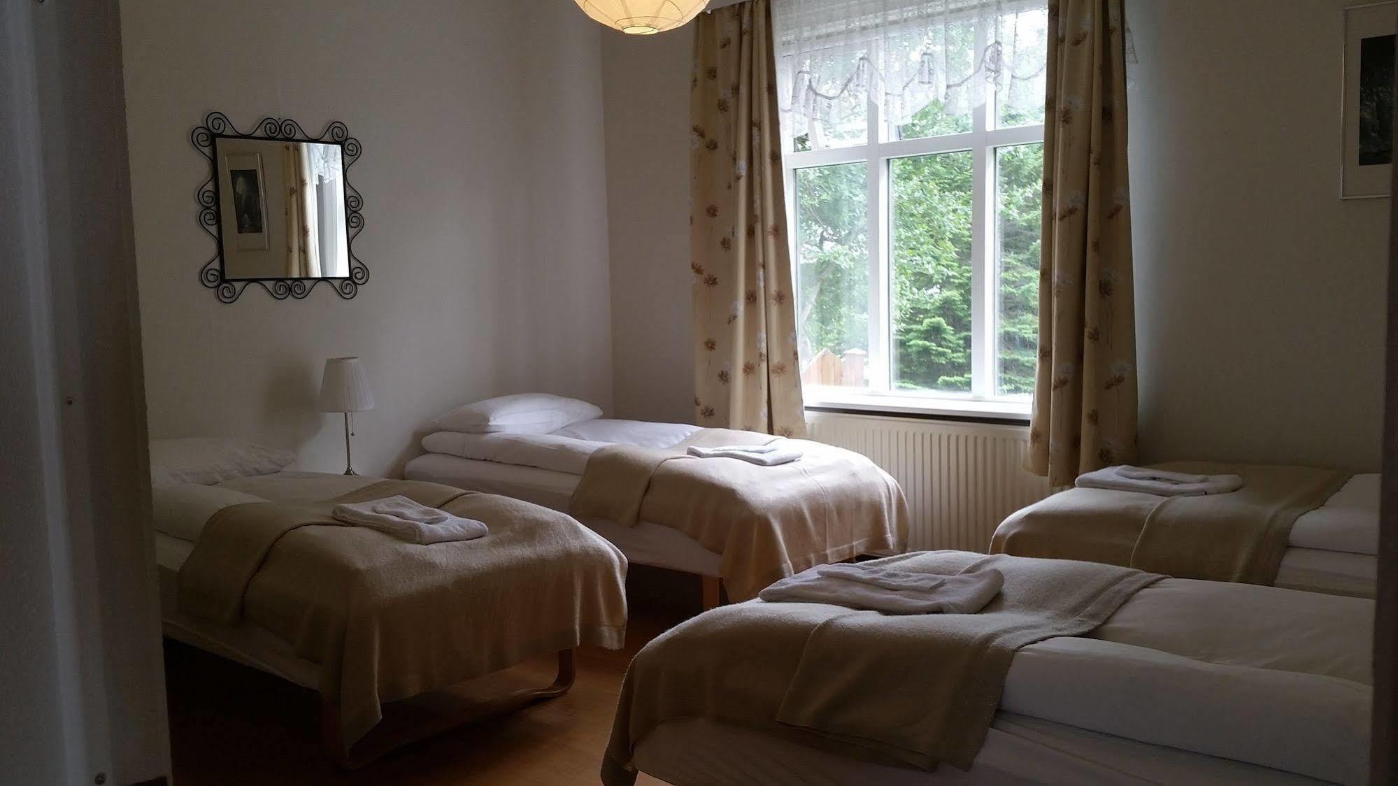 Árból Guesthouse Húsavík Extérieur photo
