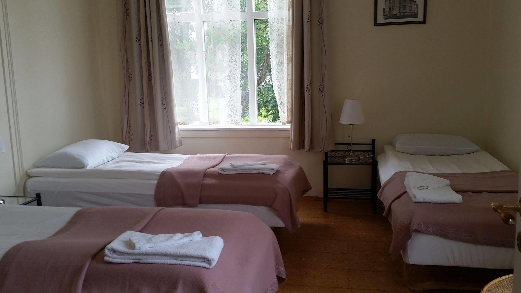 Árból Guesthouse Húsavík Extérieur photo